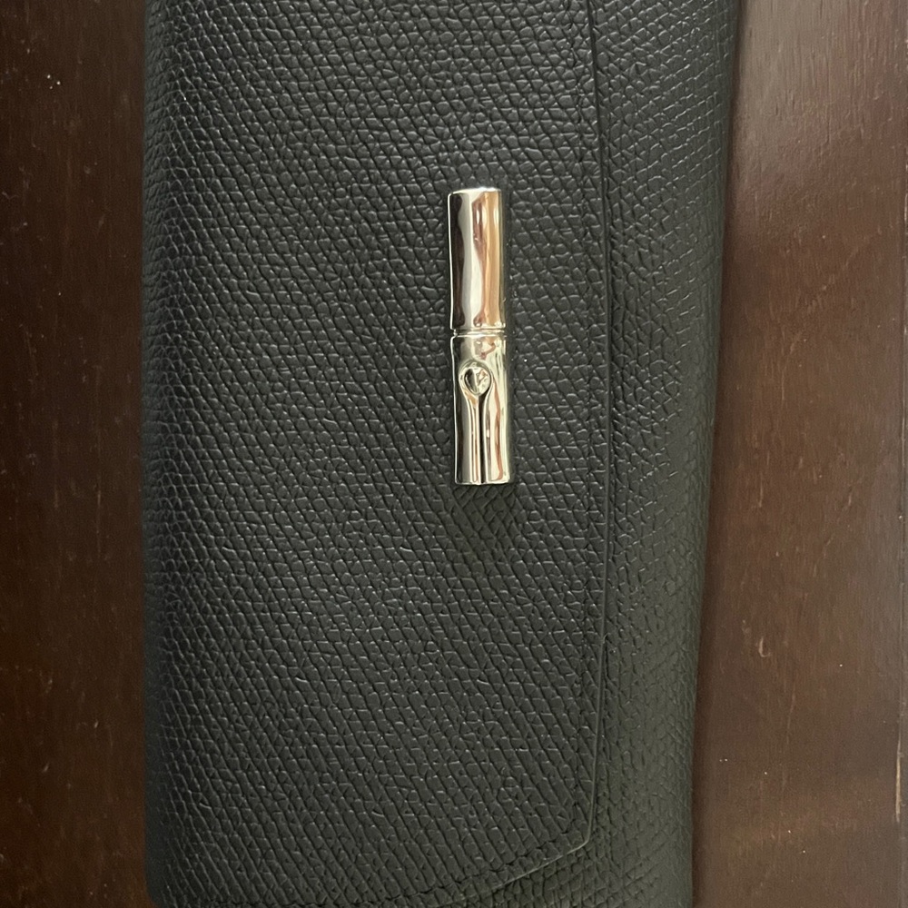 Longchamp Black Wallet Sleek Minimalist Design